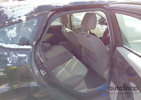 2012 Ford Focus Se из США, поврежденный, VIN 1FAHP3K22CL306883